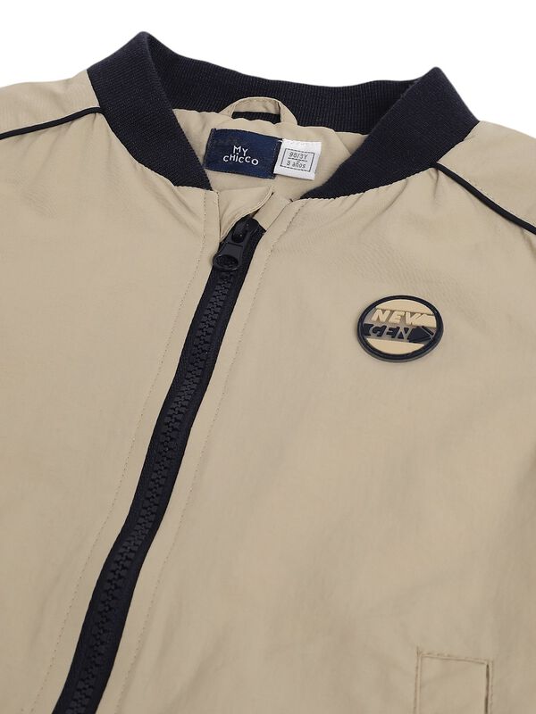 Boys Light Natural Solid Jacket image number 2